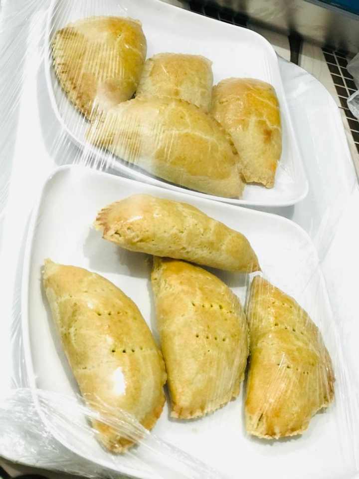 Splendor Cakes and Pasteries Special Meatpie