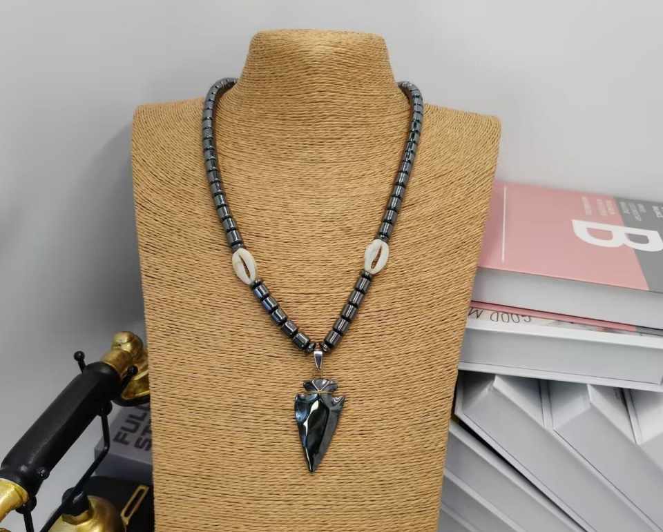 Mira's collection Male Urban Necklace